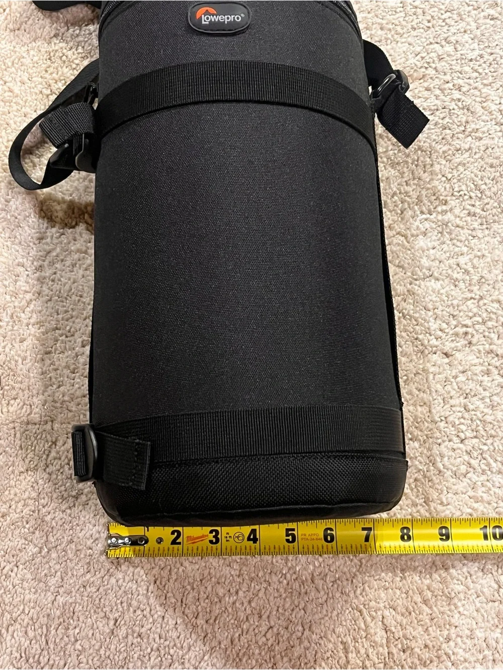 Lowepro black lens